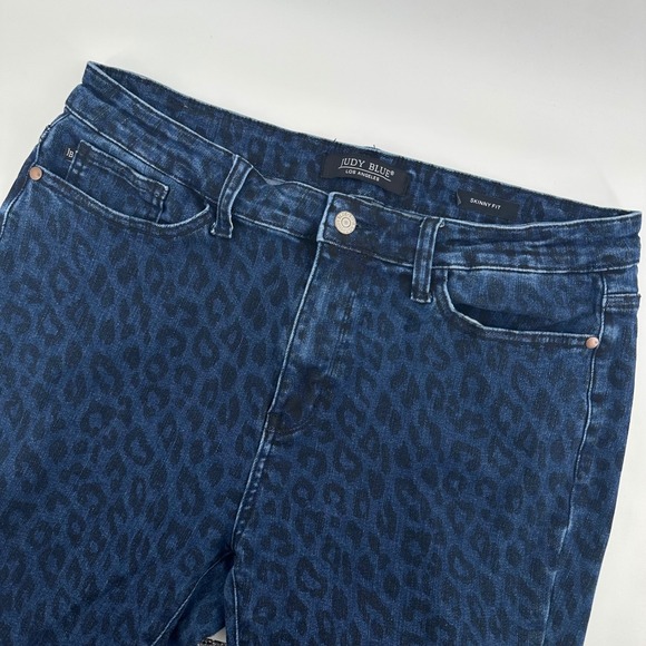 Judy Blue Women's Leopard Print Skinny Jeans Dark Wash Size 15/32 Denim - Picture 1 of 7